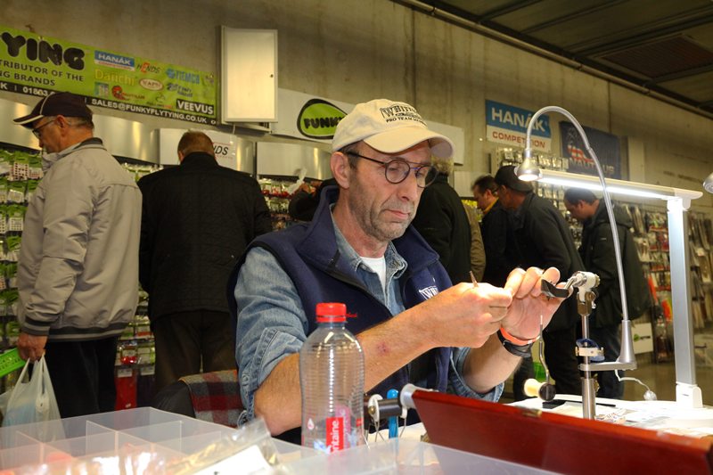 Martin Westbeek in action at the stand of Funky Flytying.